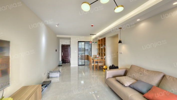 雅居乐花园D区二手房实景图