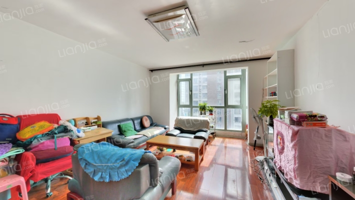 海纳尊邸二手房实景图