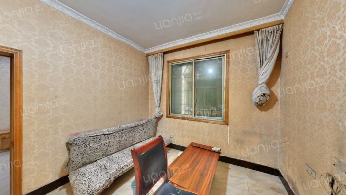 小龙坎正街2号二手房实景图