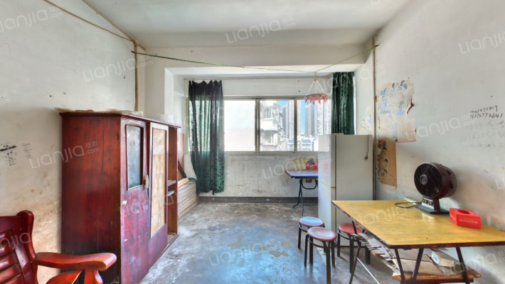 龙塔华园四合院二手房实景图