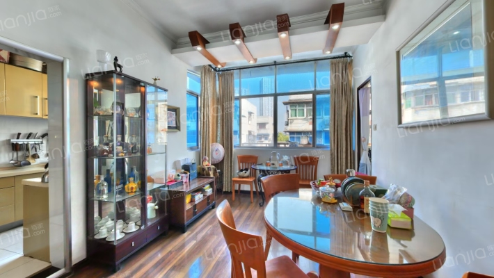 二十四街小区二手房实景图