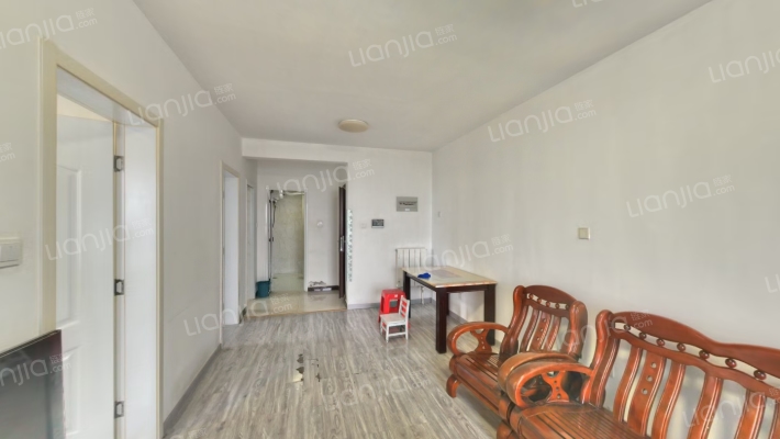 龙峰嘉园二手房实景图