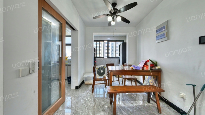 尹东四期二手房实景图