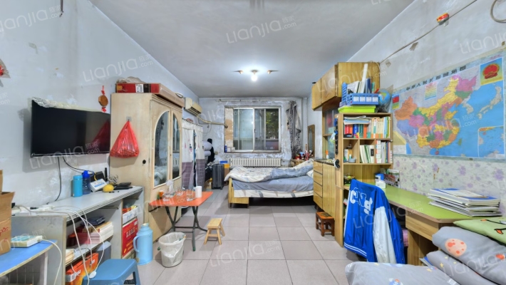 伏牛路61号二手房实景图