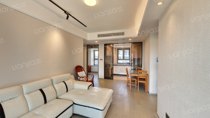 招商虹桥公馆三期二手房实景图