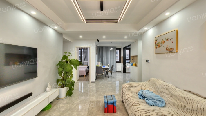 置地新唯花园二手房实景图