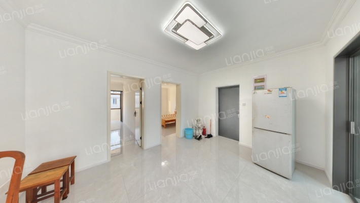 嘉鹿花园二手房实景图