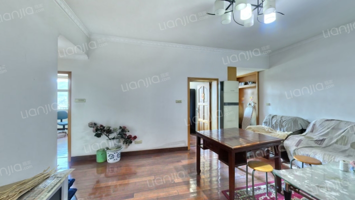 鑫龙大厦二手房实景图