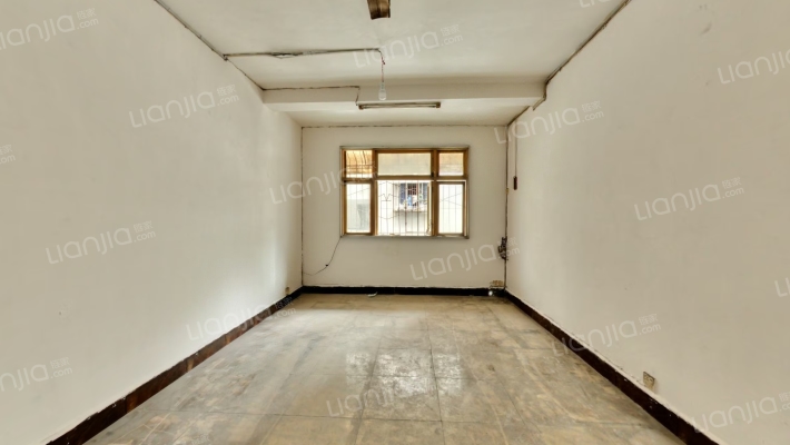 新时代家属院二手房实景图