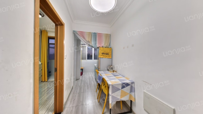 润德里二手房实景图