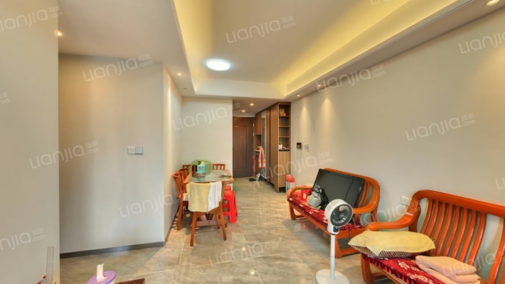 保利拾光年二手房实景图