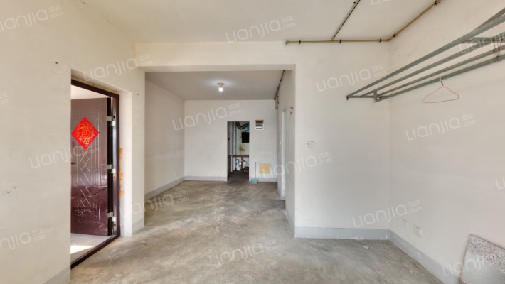 恒信珑湖国际二手房实景图