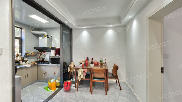 山潘三村二手房实景图