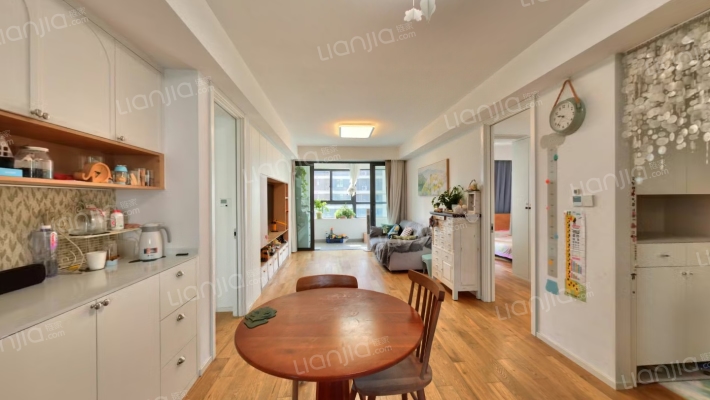 万科雨悦光年二手房实景图