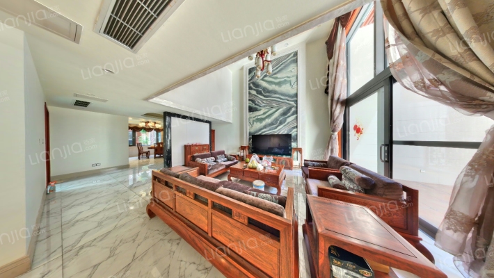 协信阿卡迪亚A组团纯墅二手房实景图