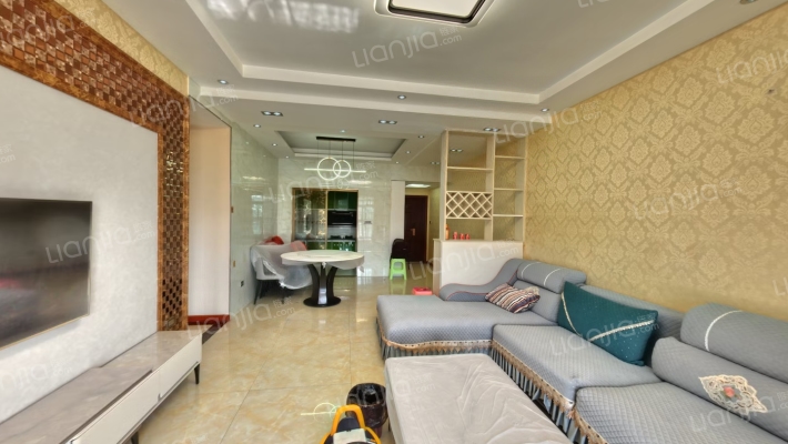 绿岛国际二手房实景图