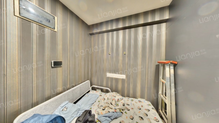 保利花半里玫瑰园二手房实景图