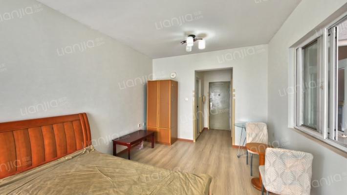 天盛商务中心二手房实景图