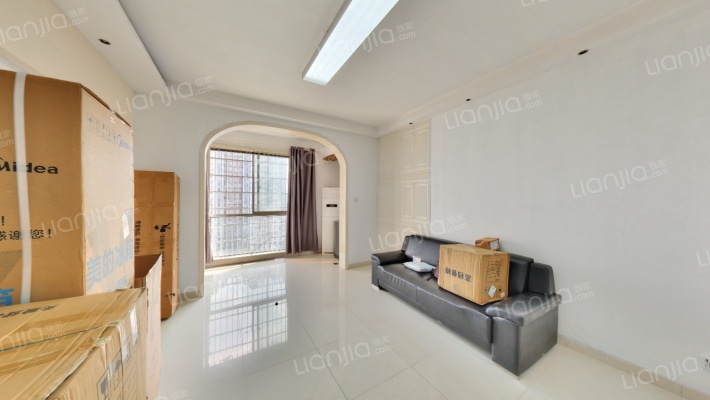 君临国际二手房实景图