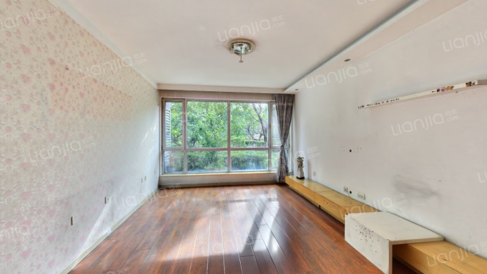 新世界花园湾景华庭二手房实景图