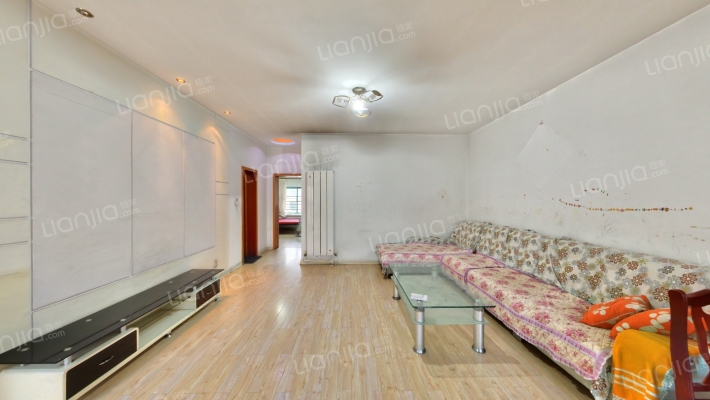 新馨家园二手房实景图