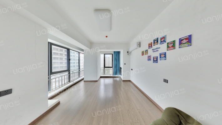 紫薇万科生活广场二手房实景图