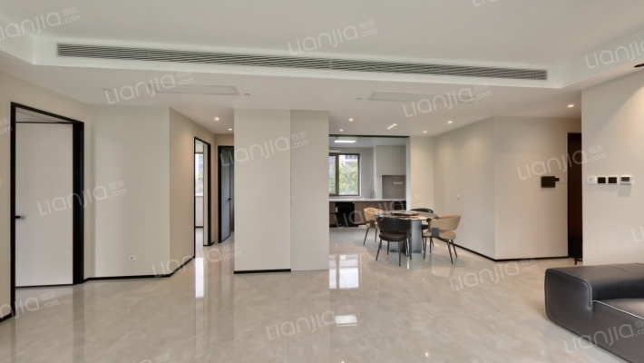 天保九如品筑至信轩二手房实景图