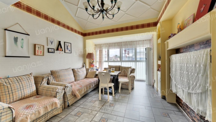 兴堰丽景D区二手房实景图