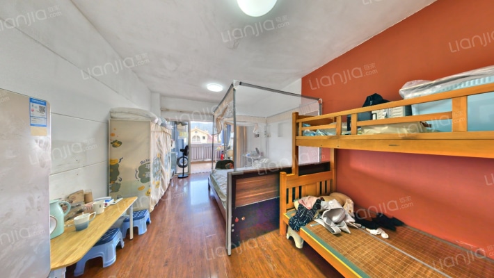 心海假日二手房实景图