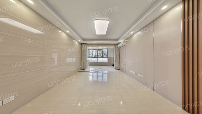 后海名苑居南区二手房实景图