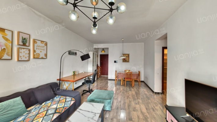 万象凯旋湾二手房实景图