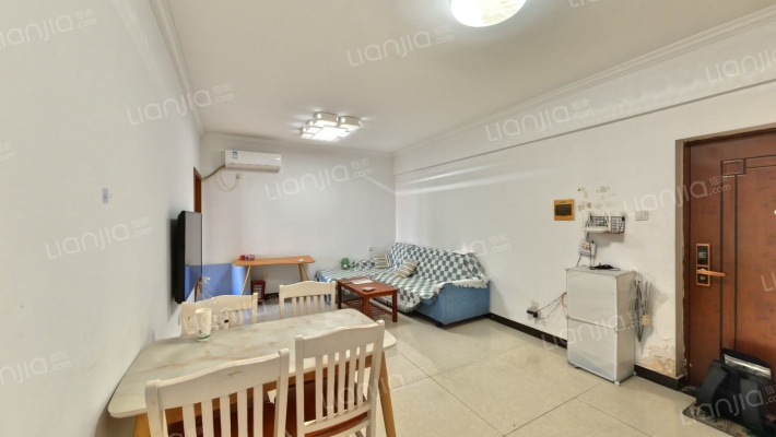 鸿铭中心二手房实景图