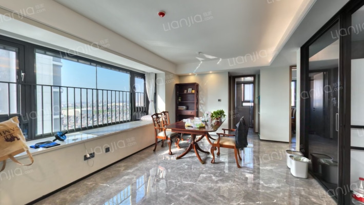 保利·和颂望悦二手房实景图