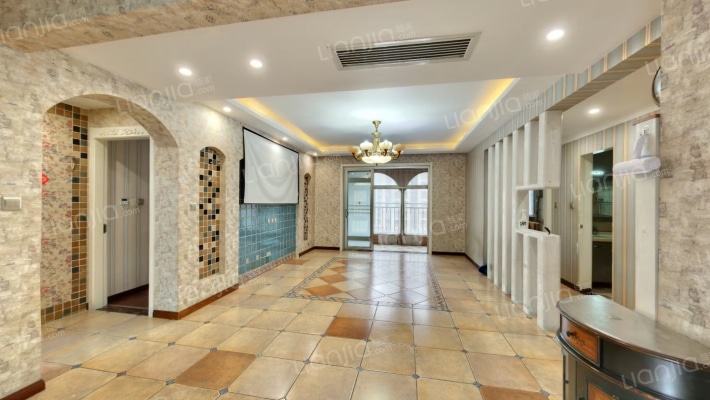 华远海蓝城一期二手房实景图