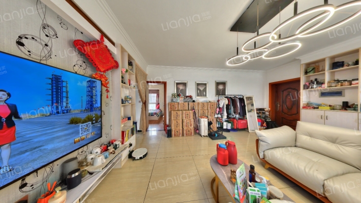 诚卓园中苑B区二手房实景图