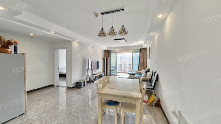 北辰三角洲C2区二手房实景图