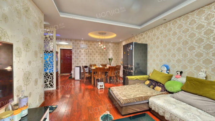 天朗大兴郡蔚蓝春城二手房实景图