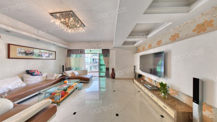 景观花园二手房实景图