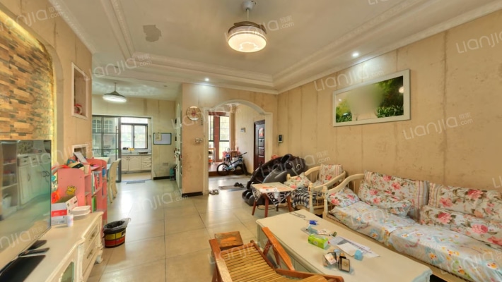 鹏基诺亚山林二手房实景图