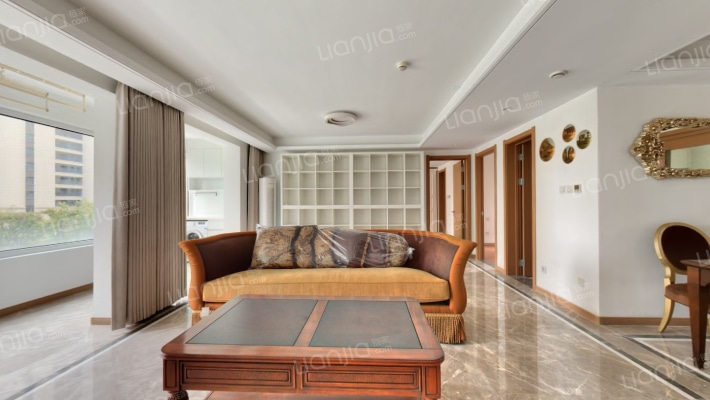 世茂璀璨天城二手房实景图