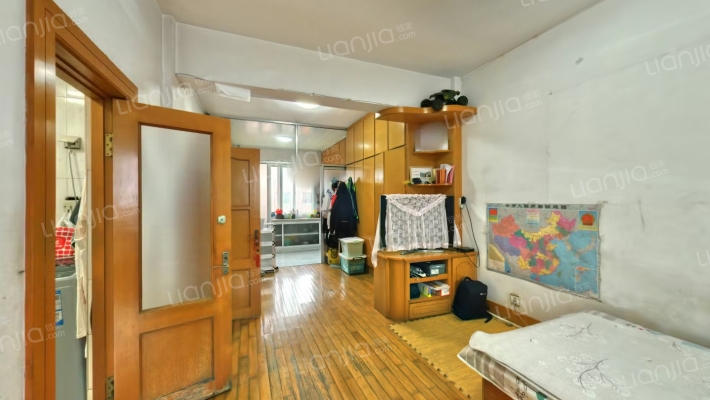 科技楼家属院二手房实景图