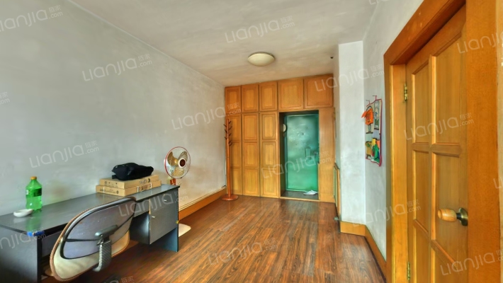 新利小区二手房实景图