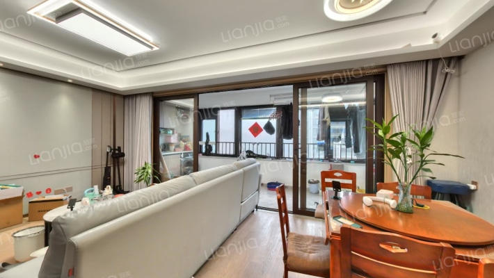 彰泰观南府二手房实景图