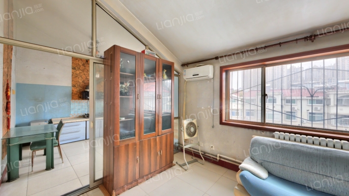 辛甸花园二手房实景图