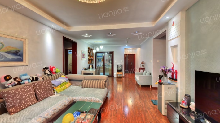 鼎正中央领郡二手房实景图