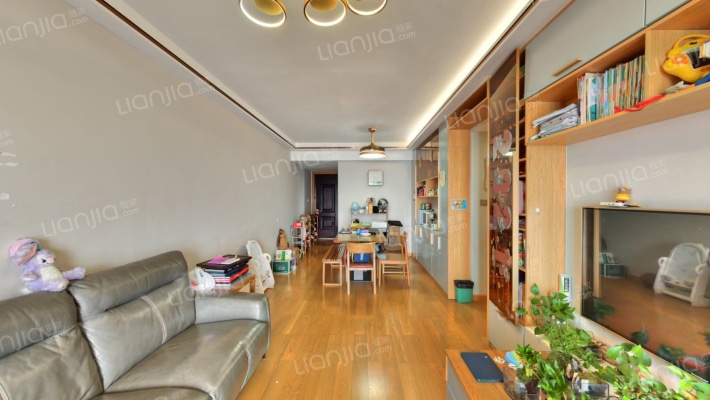 阳光城尚东湾蓝莓苑二手房实景图