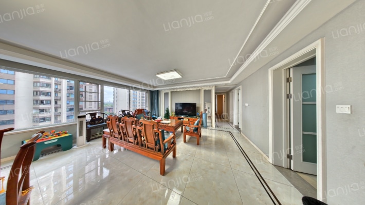 保利湖心岛丽湖苑二手房实景图