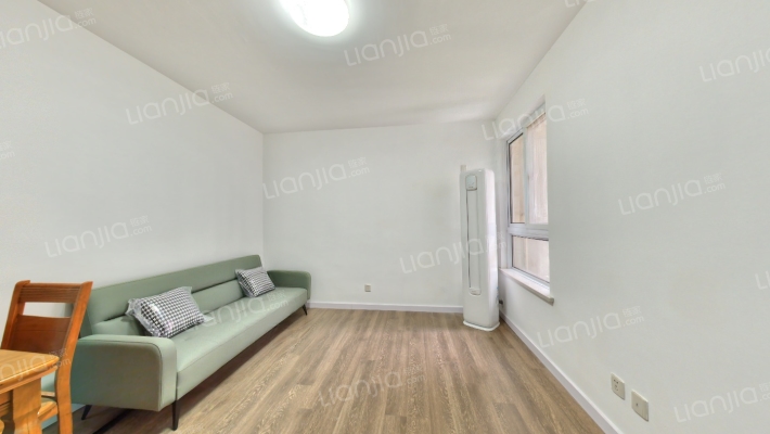 新桥家园二手房实景图