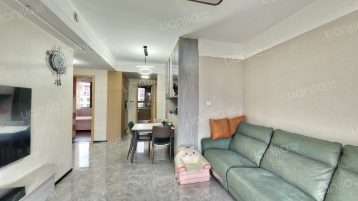 绿地新里北苑二手房实景图