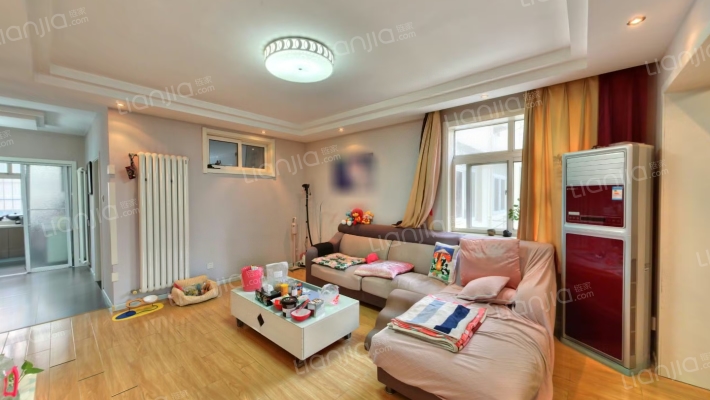 青大一路二手房实景图